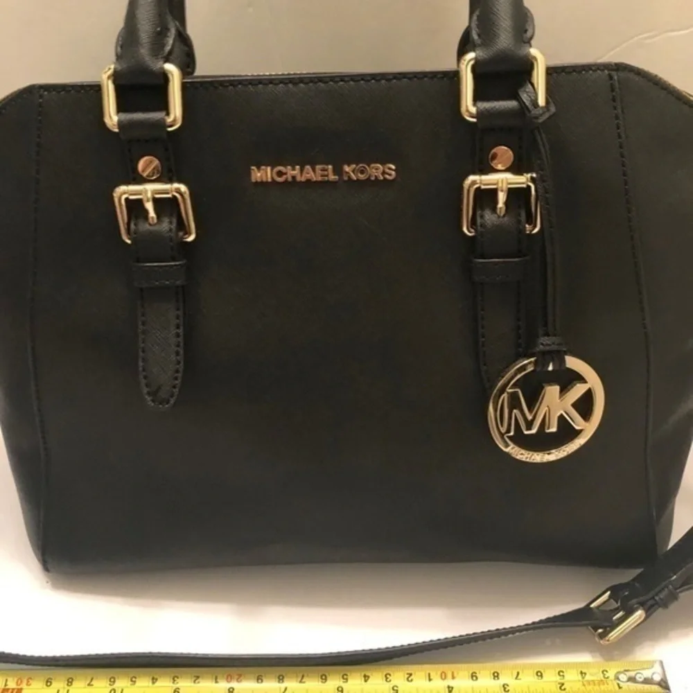 Michael kors black two way zipper bag satchel